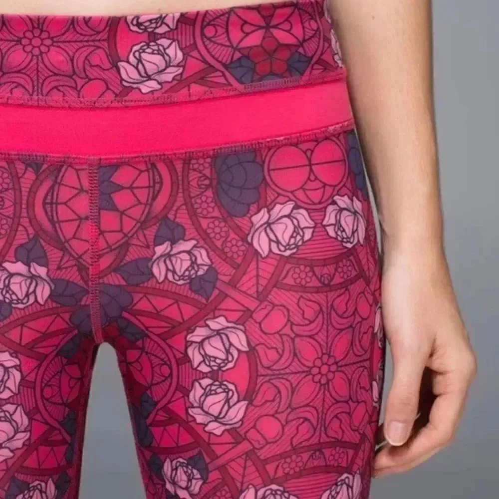 Lululemon Inspire Crop I All Full-On Lux 4 Pink Rose Floral Leggings!